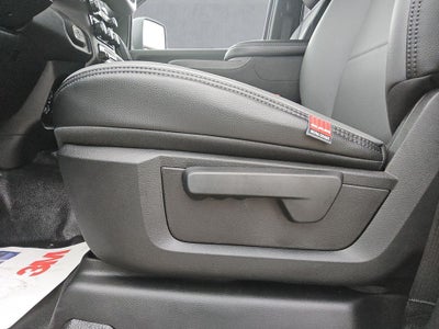 2026 RAM Ram 5500 Chassis Cab RAM 5500 TRADESMAN CHASSIS CREW CAB 4X4 84' CA