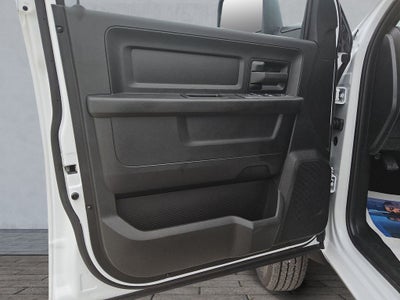 2026 RAM Ram 5500 Chassis Cab RAM 5500 TRADESMAN CHASSIS CREW CAB 4X4 84' CA