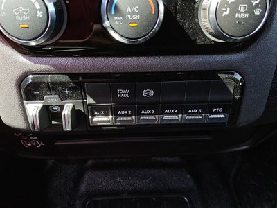 2026 RAM Ram 3500 Chassis Cab RAM 3500 TRADESMAN CREW CAB CHASSIS 4X4 60' CA