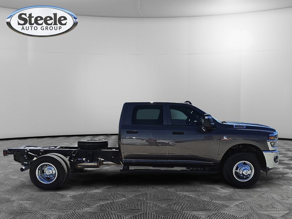 2026 RAM Ram 3500 Chassis Cab RAM 3500 TRADESMAN CREW CAB CHASSIS 4X4 60' CA