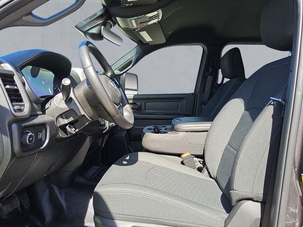 2026 RAM Ram 3500 Chassis Cab RAM 3500 TRADESMAN CREW CAB CHASSIS 4X4 60' CA