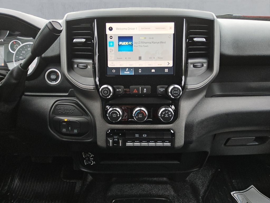 2026 RAM Ram 3500 Chassis Cab RAM 3500 TRADESMAN CREW CAB CHASSIS 4X4 60' CA