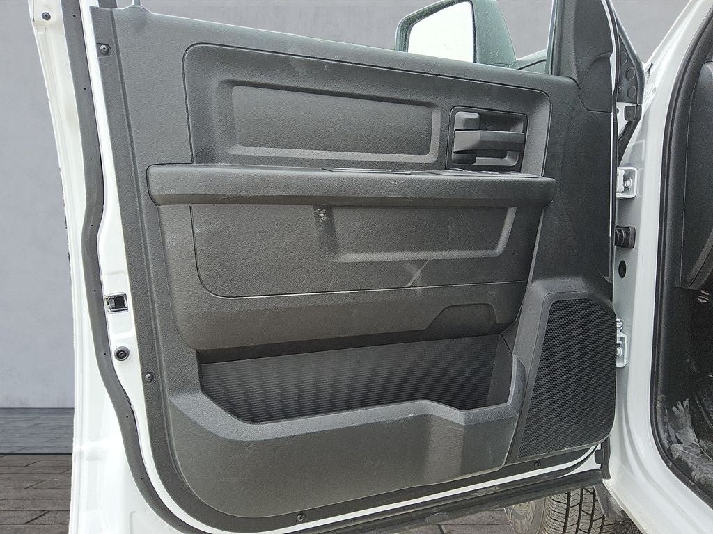 2026 RAM Ram 3500 Chassis Cab RAM 3500 TRADESMAN CREW CAB CHASSIS 4X4 60' CA