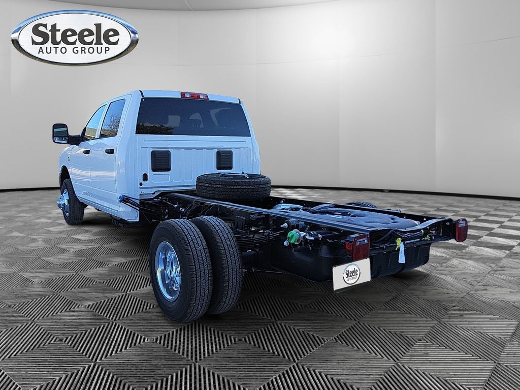 2026 RAM Ram 3500 Chassis Cab RAM 3500 TRADESMAN CREW CAB CHASSIS 4X4 60' CA