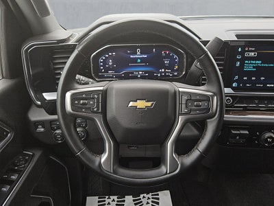 2025 GMC Sierra 1500 4WD Crew Cab Short Box SLT