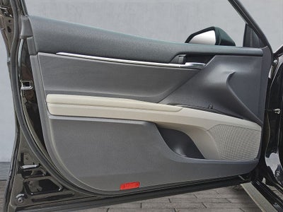 2022 Toyota Camry LE Hybrid