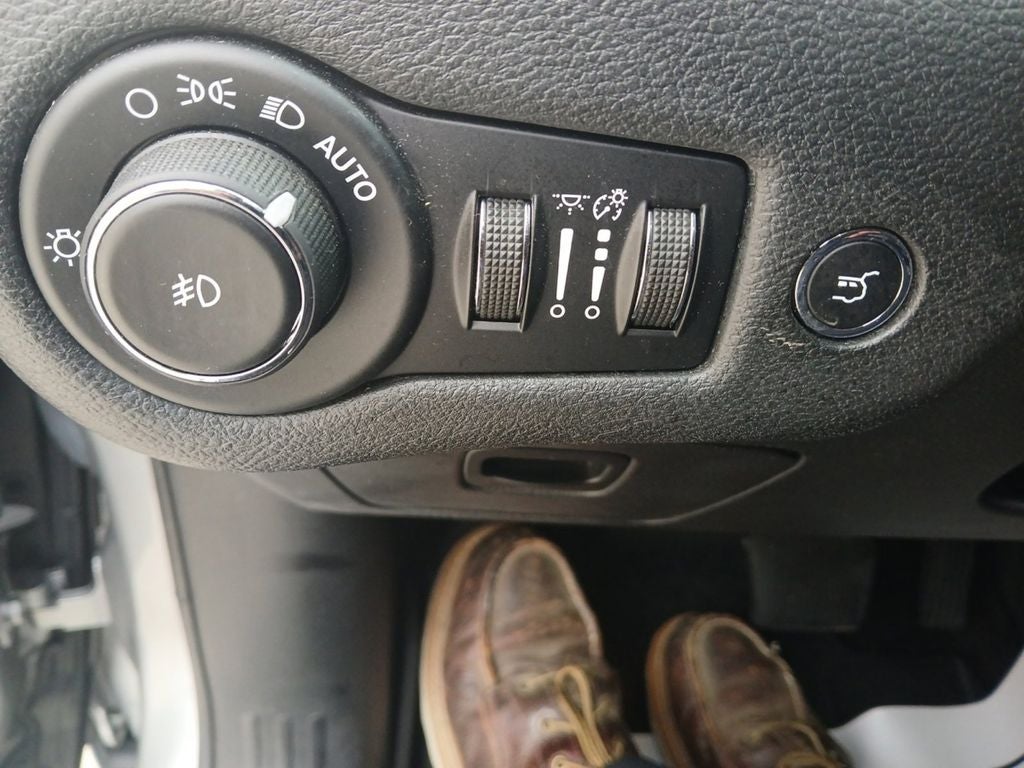 2016 Jeep Cherokee 75th Anniversary Edition