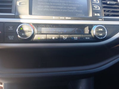 2016 Toyota Highlander XLE V6