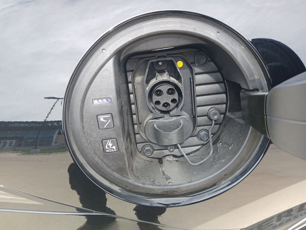 2025 Hyundai IONIQ 6 SEL