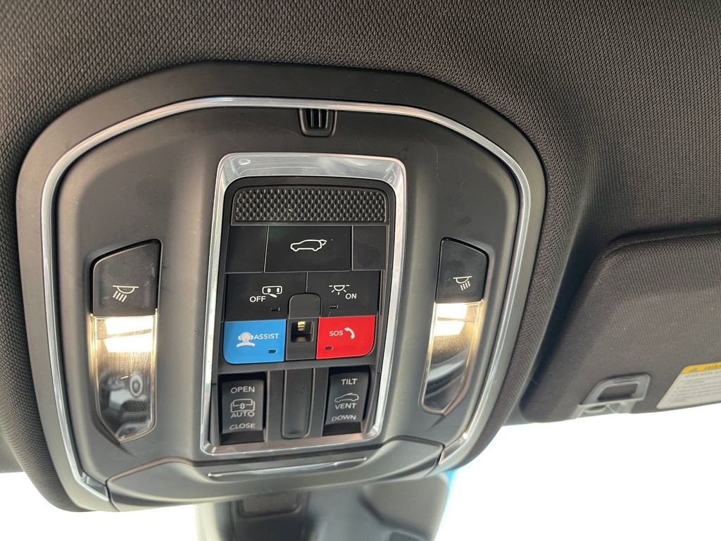 2021 Jeep Grand Cherokee L Altitude 4x2