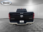 2020 RAM 1500 Laramie Crew Cab 4x4 5'7" Box