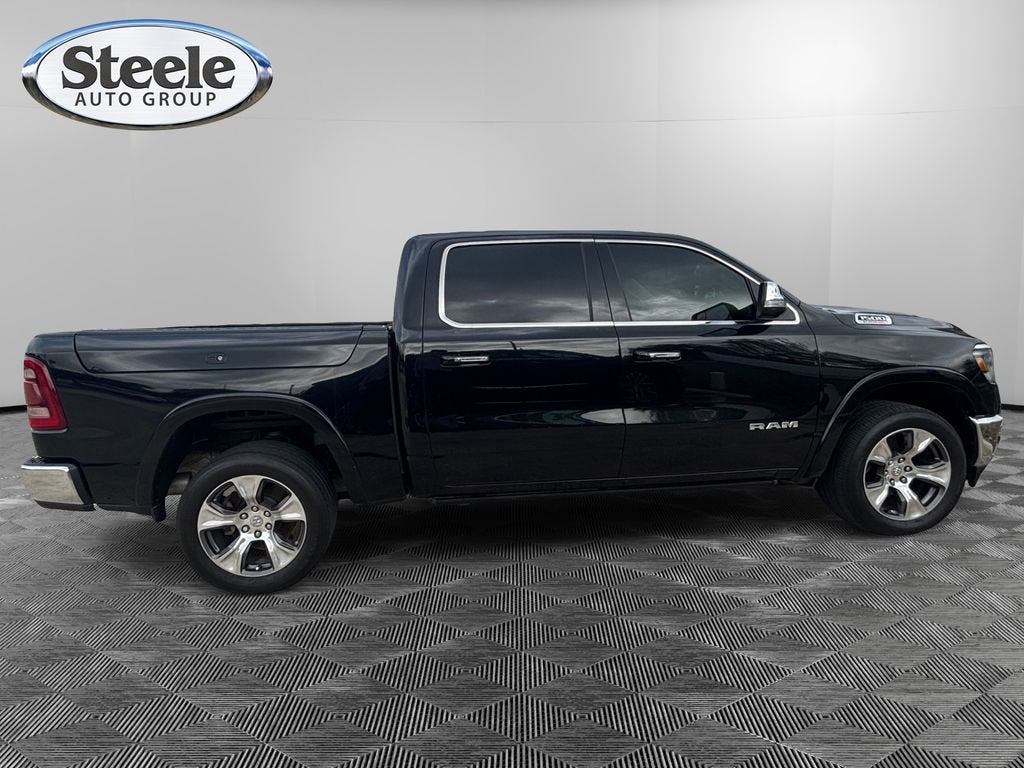 2020 RAM 1500 Laramie Crew Cab 4x4 5'7" Box