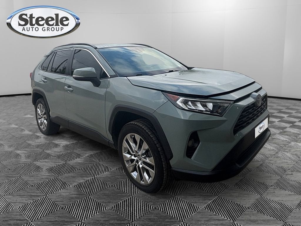 2020 Toyota RAV4 XLE Premium