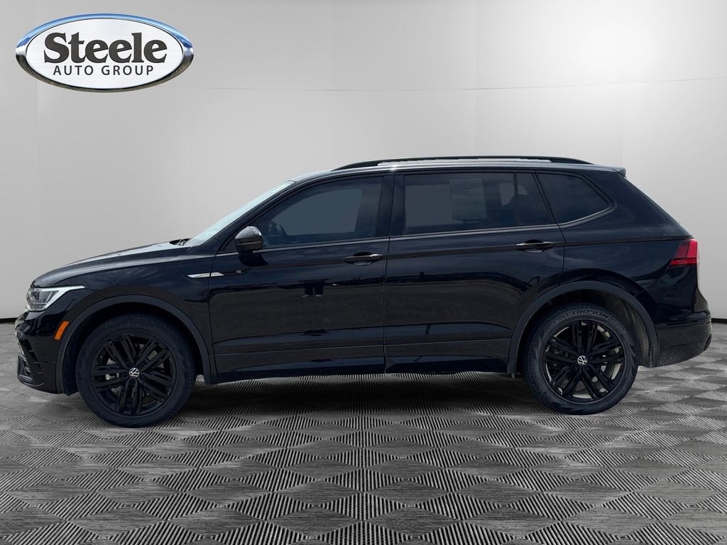 2022 Volkswagen Tiguan SE R-Line Black