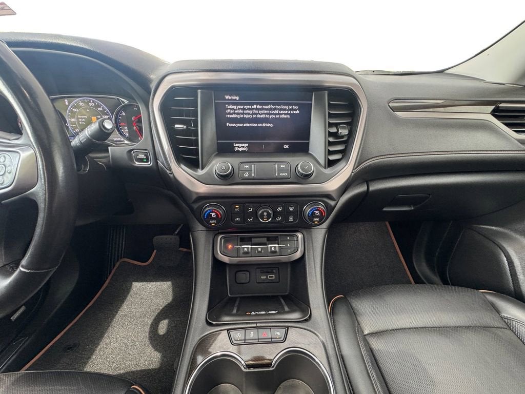 2022 GMC Acadia AT4