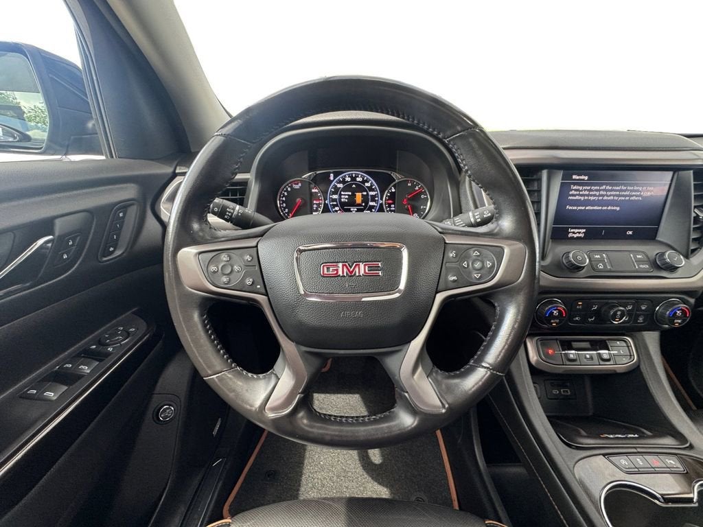 2022 GMC Acadia AT4