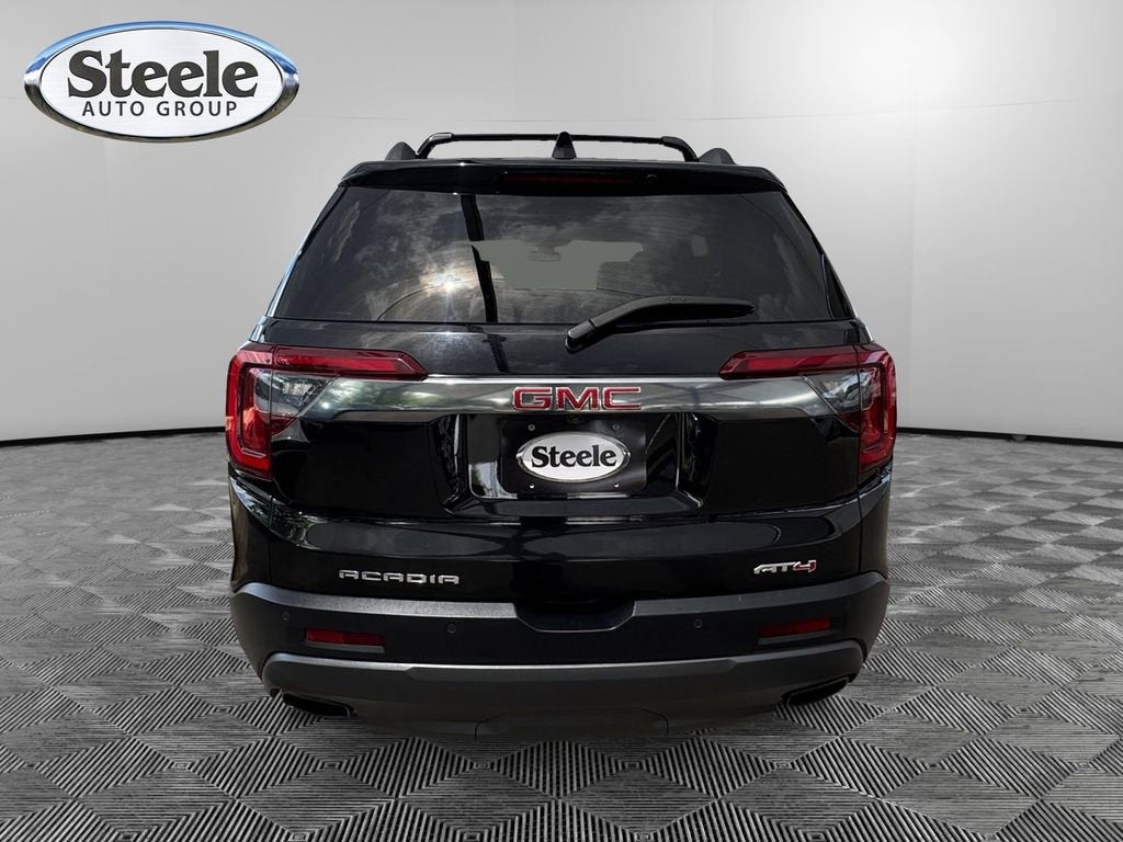 2022 GMC Acadia AT4