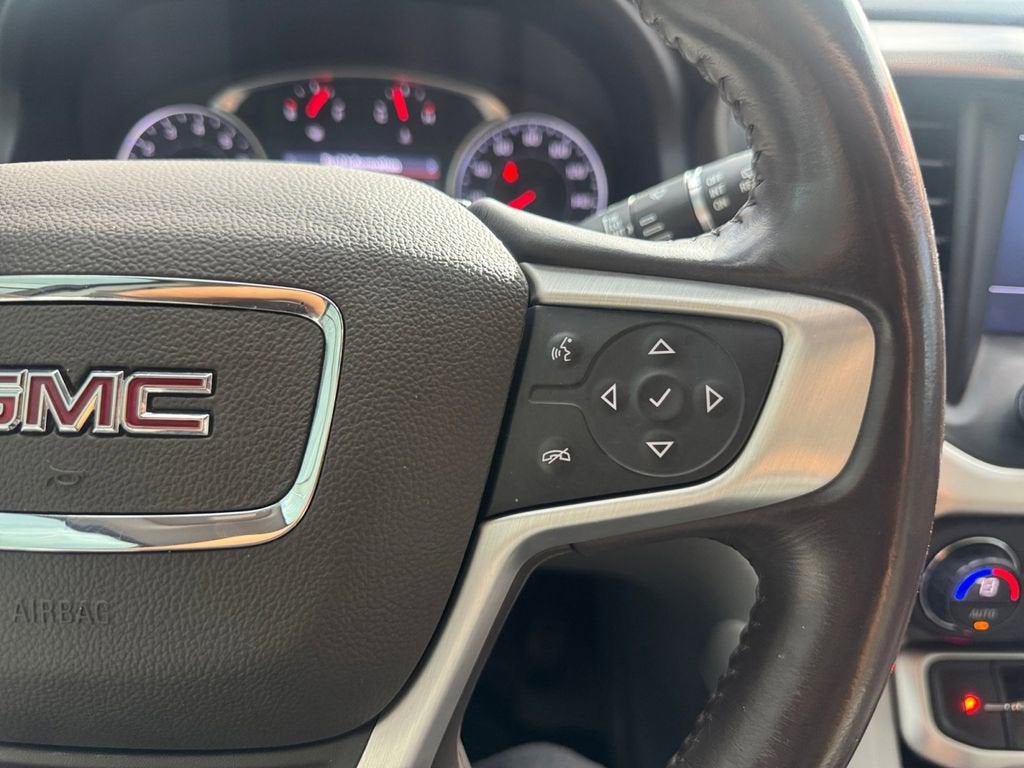 2021 GMC Acadia SLT