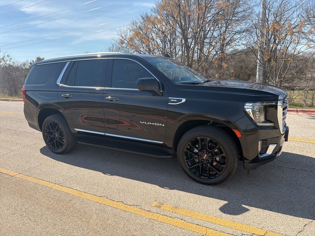 2023 GMC Yukon SLT