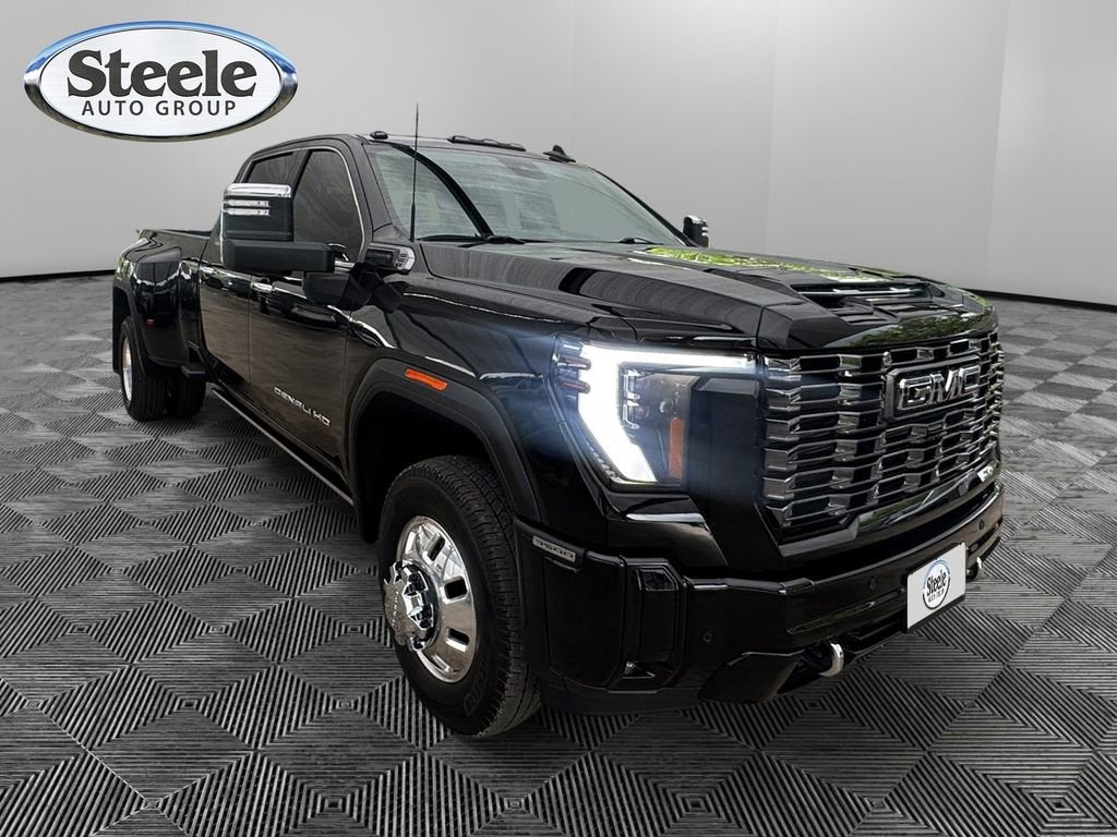 2026 GMC Sierra 3500 HD Denali Ultimate DRW