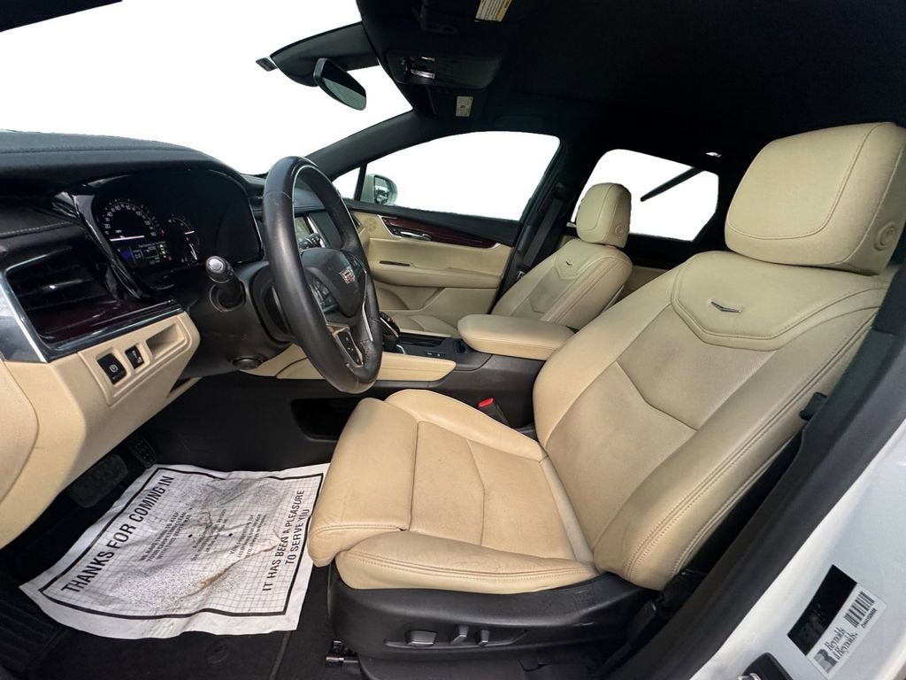 2017 Cadillac XT5 Premium Luxury FWD