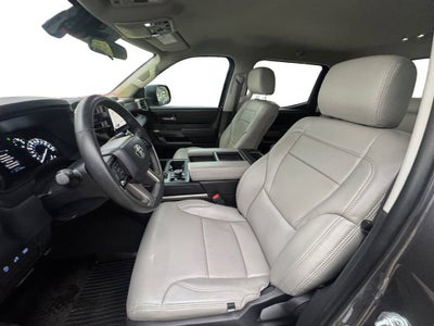 2023 Toyota Tundra 4WD SR5