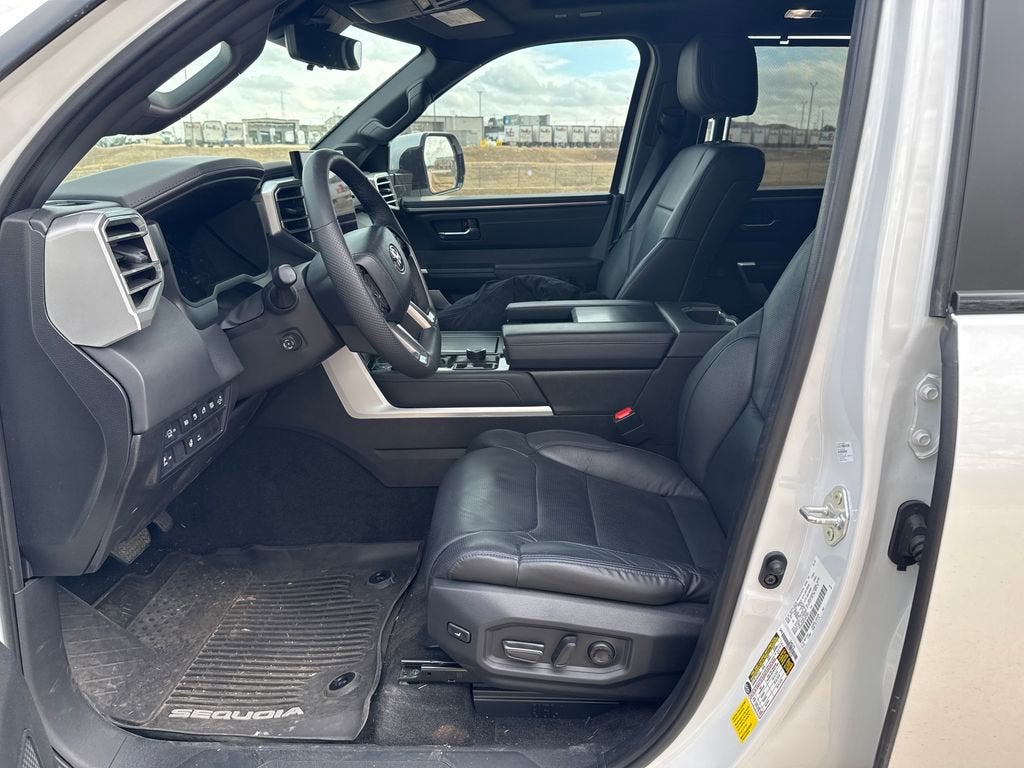 2025 Toyota Sequoia Platinum