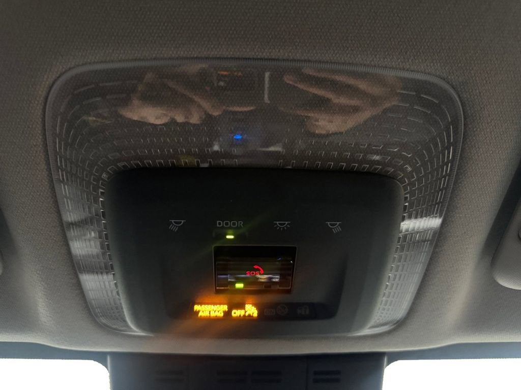 2023 Toyota Prius LE