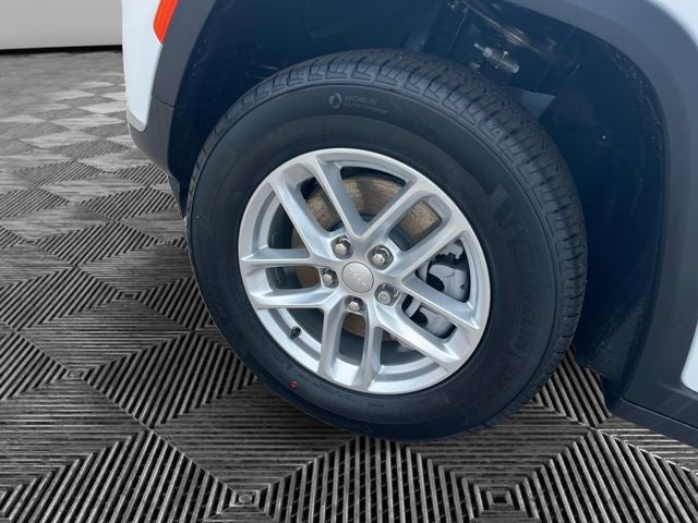 2025 Jeep Grand Cherokee GRAND CHEROKEE L LAREDO X 4X4