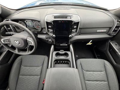 2025 RAM Ram 1500 RAM 1500 LONE STAR CREW CAB 4X4 5'7' BOX