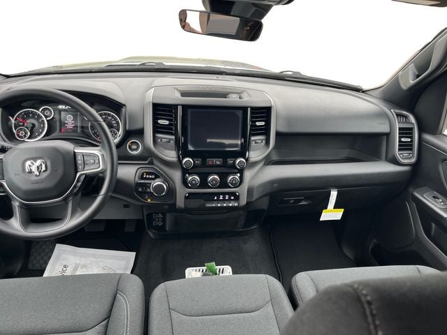 2026 RAM Ram 1500 RAM 1500 TRADESMAN CREW CAB 4X4 5'7' BOX