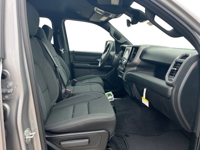 2026 RAM Ram 1500 RAM 1500 TRADESMAN CREW CAB 4X4 5'7' BOX