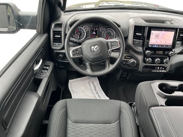 2026 RAM Ram 1500 RAM 1500 TRADESMAN CREW CAB 4X4 5'7' BOX