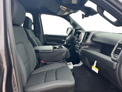 2026 RAM Ram 1500 RAM 1500 TRADESMAN CREW CAB 4X4 5'7' BOX