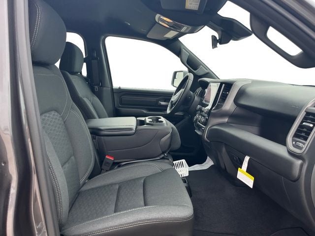 2026 RAM Ram 1500 RAM 1500 TRADESMAN CREW CAB 4X4 5'7' BOX