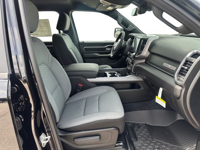 2026 RAM Ram 1500 RAM 1500 LONE STAR CREW CAB 4X4 6'4' BOX