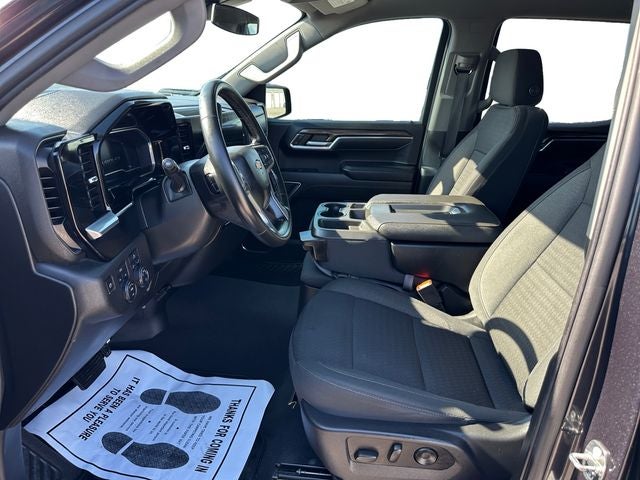 2023 Chevrolet Silverado 1500 4WD Crew Cab Standard Bed LT