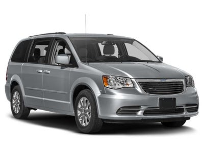 2015 Chrysler Town & Country LX