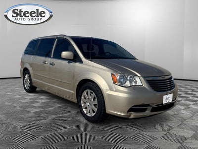 2015 Chrysler Town & Country LX