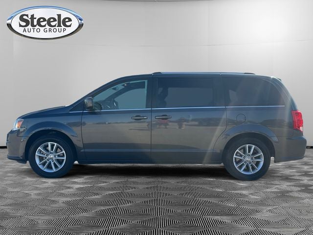 Used 2019 Dodge Grand Caravan SXT with VIN 2C4RDGCG1KR519564 for sale in Lockhart, TX