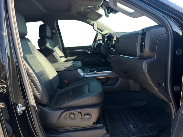 2025 Chevrolet Silverado 2500HD 4WD Crew Cab Standard Bed LTZ