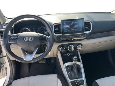 2022 Hyundai Venue SEL