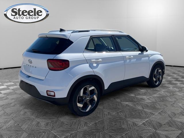 2022 Hyundai Venue SEL