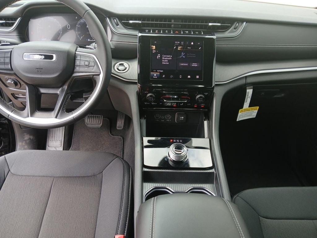 2024 Jeep Grand Cherokee GRAND CHEROKEE LAREDO X 4X4