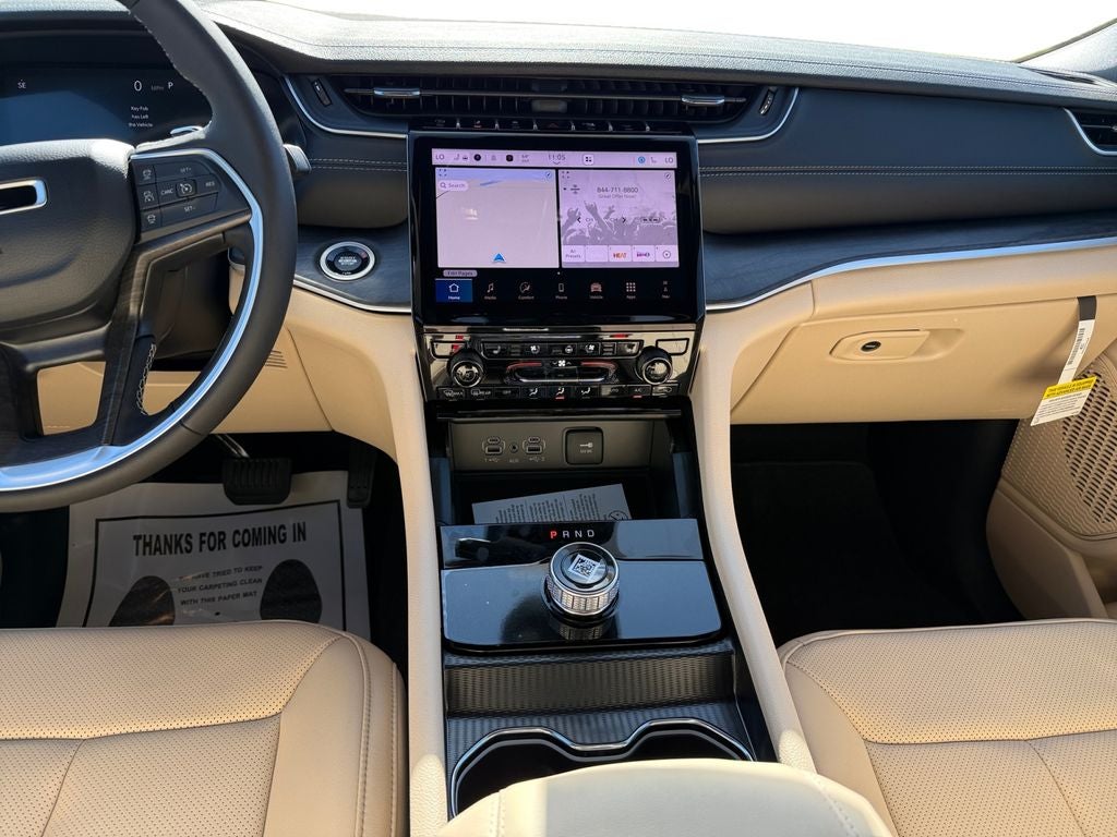 2025 Jeep Grand Cherokee GRAND CHEROKEE L LIMITED 4X2