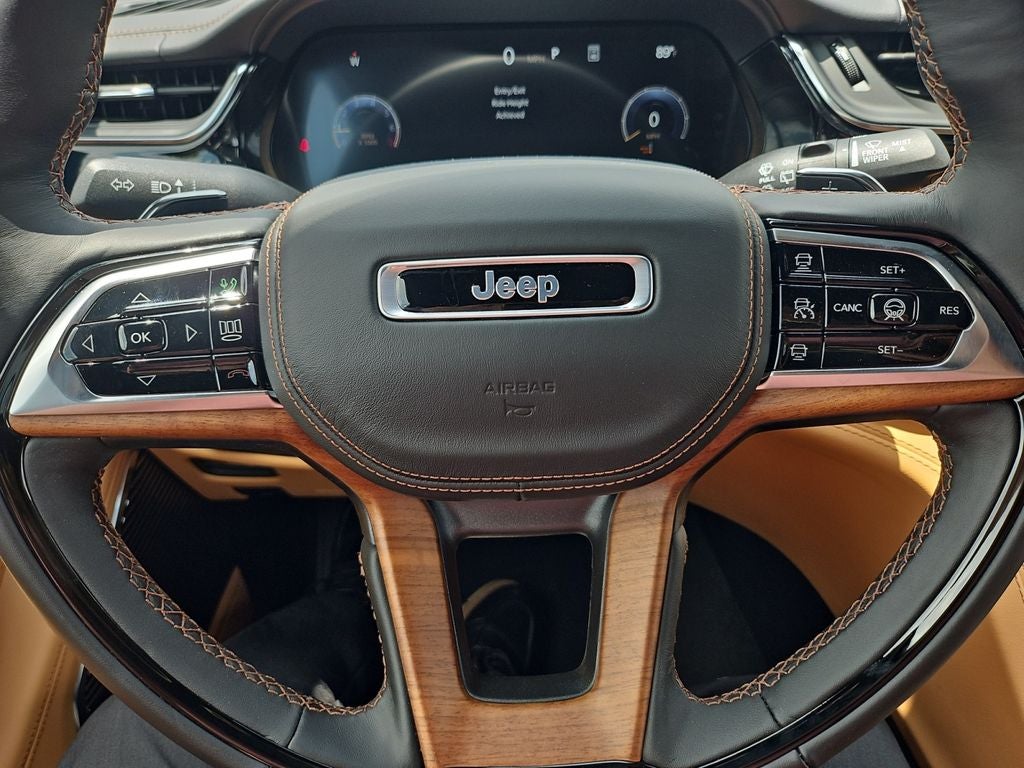 2025 Jeep Grand Cherokee GRAND CHEROKEE L SUMMIT RESERVE 4X4