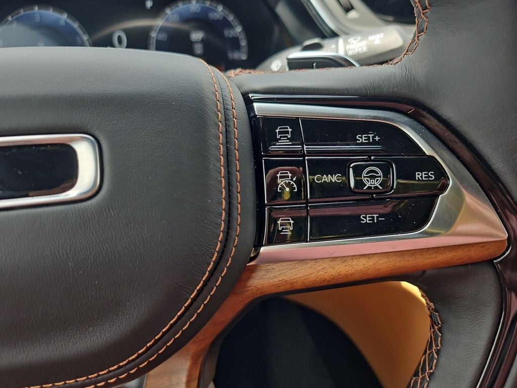 2025 Jeep Grand Cherokee GRAND CHEROKEE L SUMMIT RESERVE 4X4