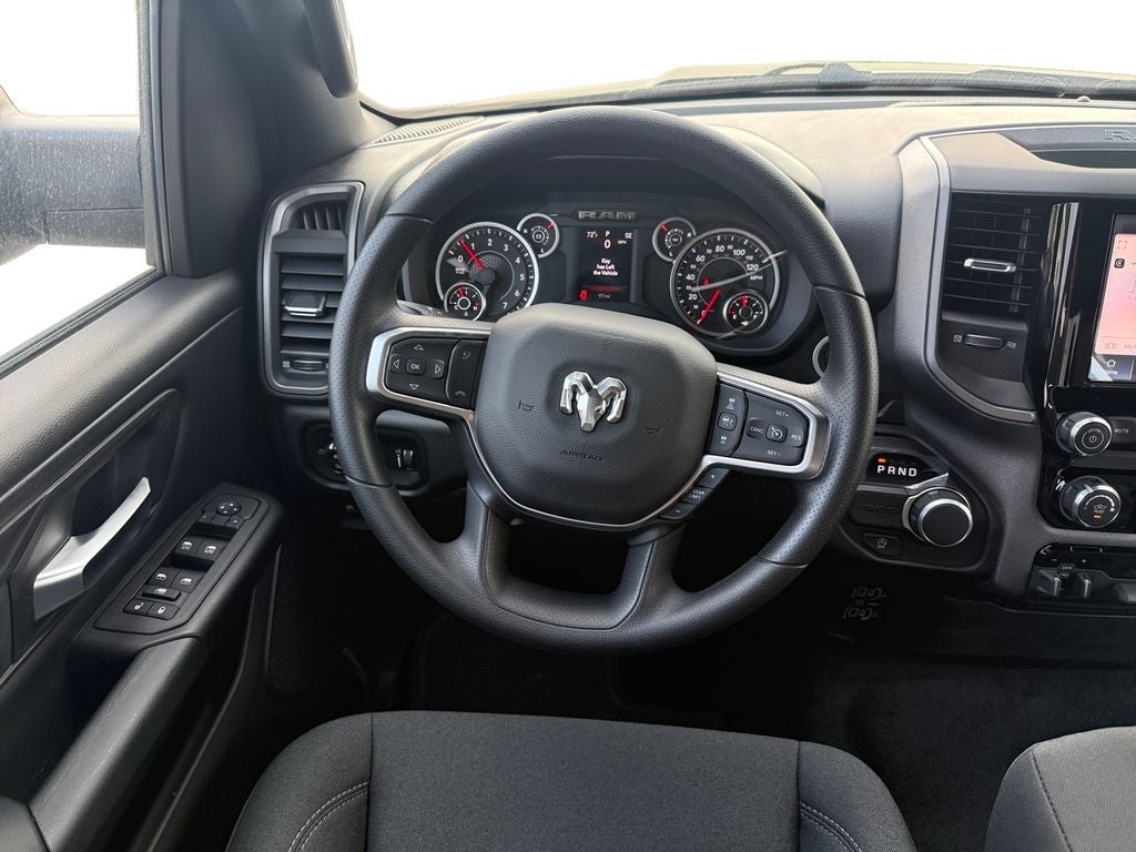 2026 RAM Ram 1500 RAM 1500 EXPRESS CREW CAB 4X2 5'7' BOX