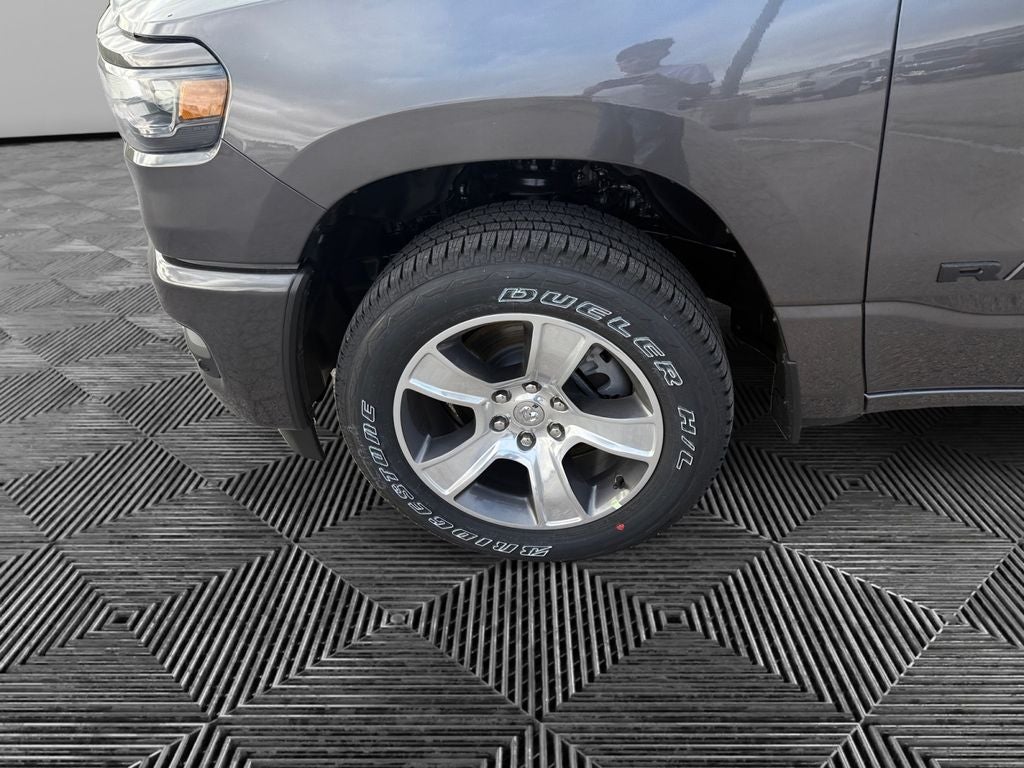 2026 RAM Ram 1500 RAM 1500 EXPRESS CREW CAB 4X2 5'7' BOX