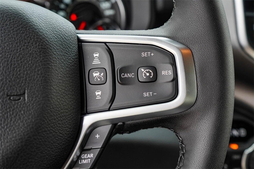 2025 RAM Ram 1500 RAM 1500 LONE STAR CREW CAB 4X4 6'4' BOX